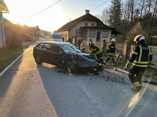 Verkehrsunfall_04-04-2025